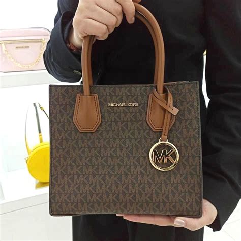 túi xách michael kors chính hãng từ mỹ|túi Michael Kors harper.